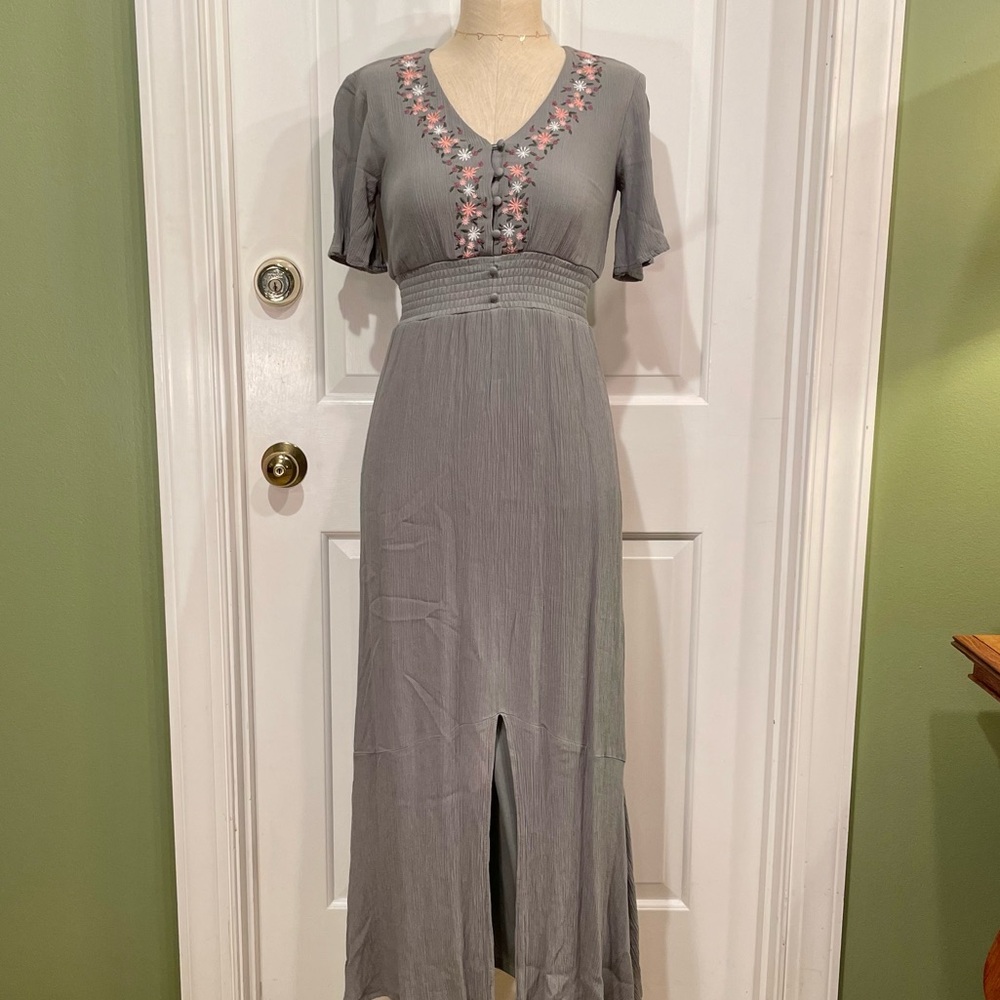 Blue Rain Elegant Gray Green Embroidered Floral Maxi Dress